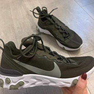 Womens Nike Shoes